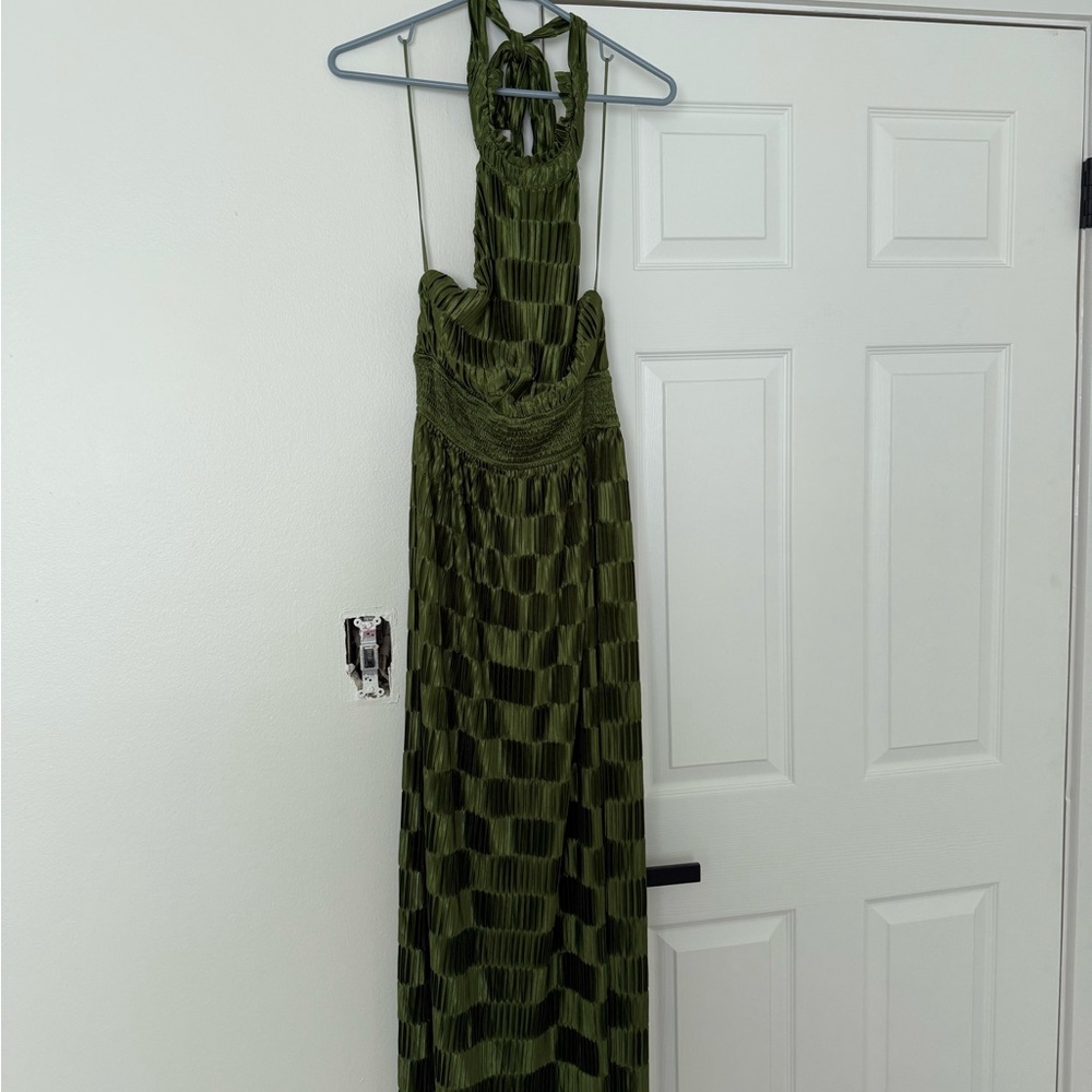 Fashion Nova Olive Textured Maxi Dress - Picture 4 of 4